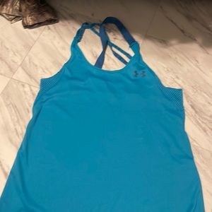 Women’s under armour tank